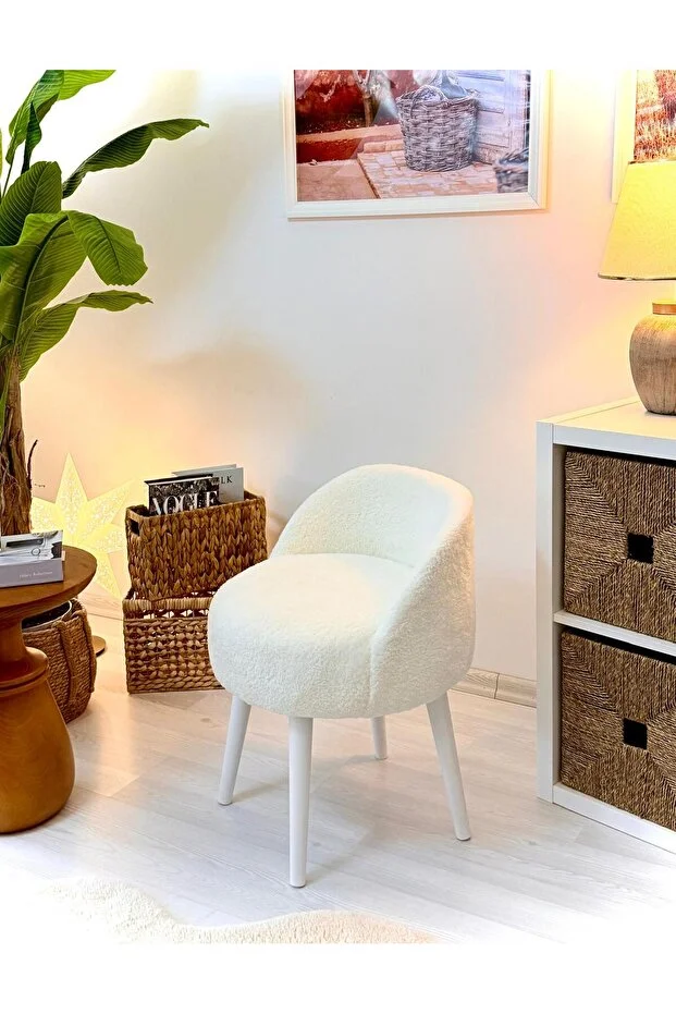 Beyaz Tedy Kumaş  Dekoratif  Berjer Puf Makyaj Masası Pufu